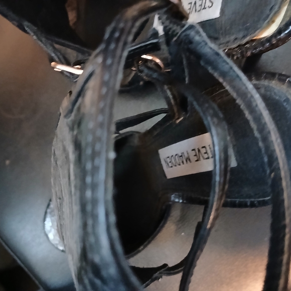 Steve Madden Sandals - Picture 4 of 6